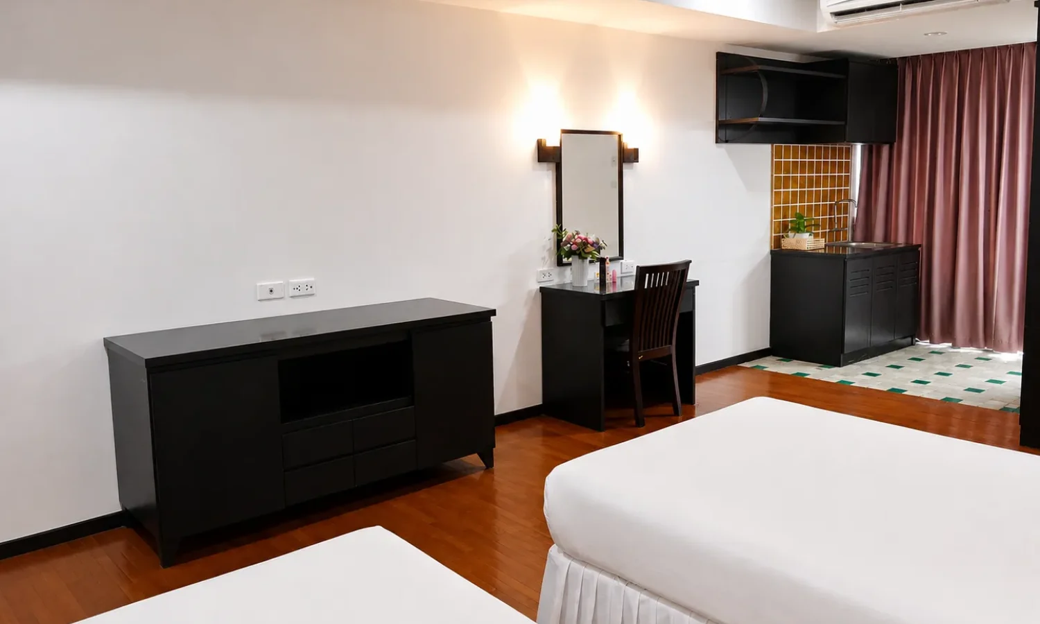 EXECUTIVE. SUITE. II. ( 3 ห้องนอน 3 ห้องน้ำ )-1